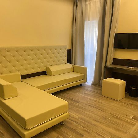 Jr Hotels Bocconi Milano מראה חיצוני תמונה