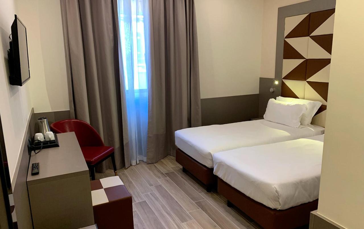 Jr Hotels Bocconi Milano מראה חיצוני תמונה