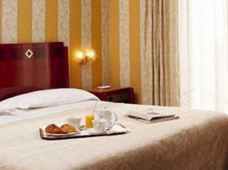 Jr Hotels Bocconi Milano מראה חיצוני תמונה